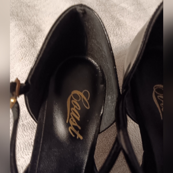 COAST BALLROOM SHOES IN NEAR PERFECT CONDITION. LADIES SIZE 8 M - Picture 4 of 10